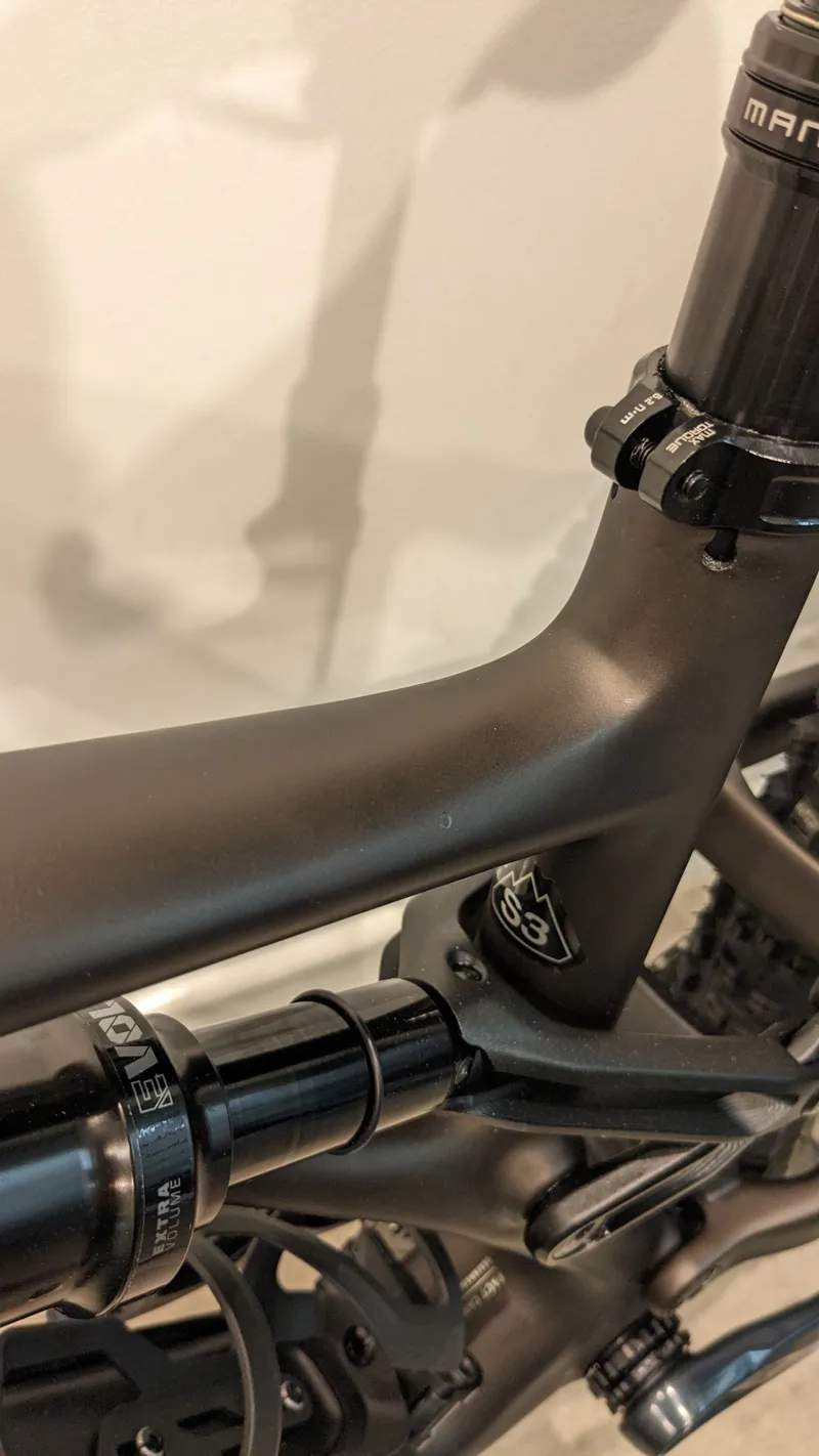Shop Soiled: 2023 Specialized Stumpjumper Evo Comp Mountain Bike - S3-2