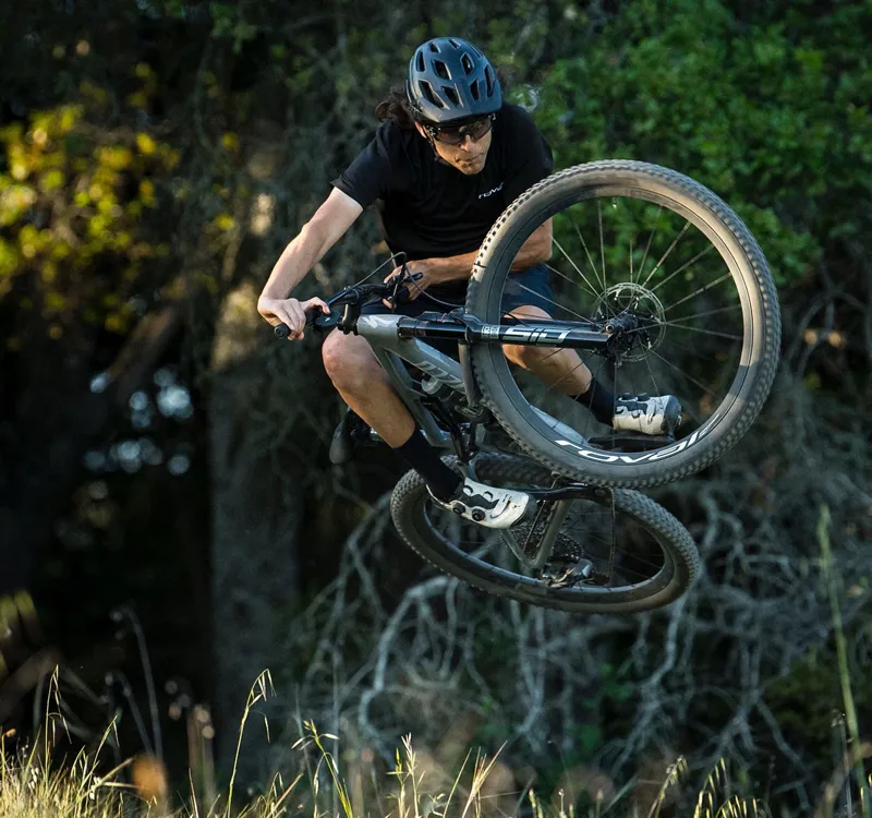 2022 S-Works Epic Full Suspension Mountain Bike - Satin/Gloss Carbon/Colour Run Silver - Green Chameleon-6