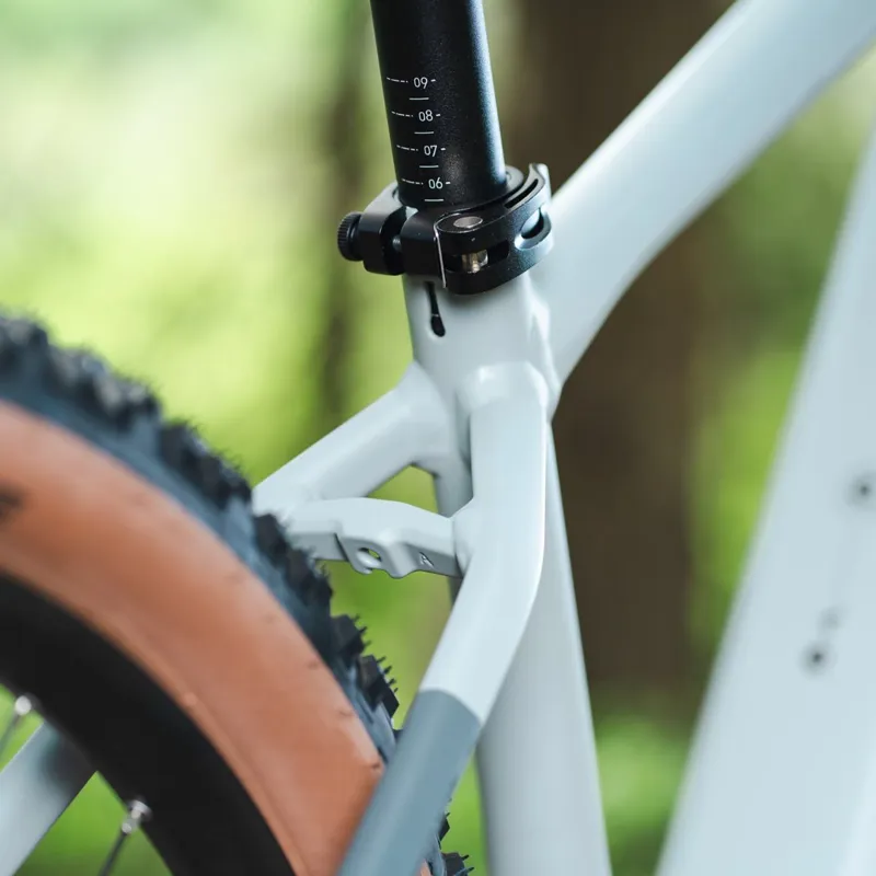 2022 Cube Reaction Hybrid Race 625 Electric Mountain Bike - Lunar/Grey-4