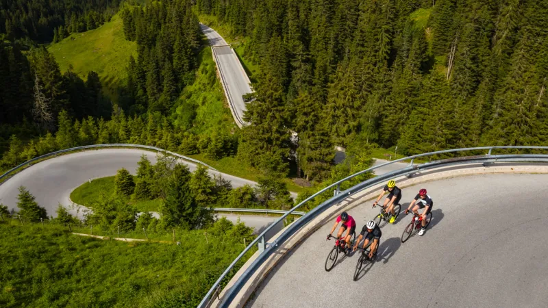 2023 Cube Attain GTC SLX Road Bike - Frozen Teal/Black-1