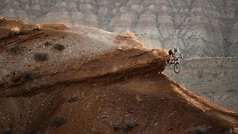 Specialized Ambush 2 Mountain Bike Helmet - Red-5