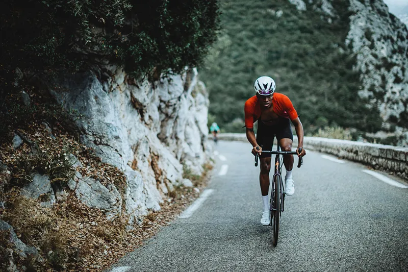 2022 Specialized Aethos Expert Road Bike - Chameleon Oil Tint/Flake Silver-4