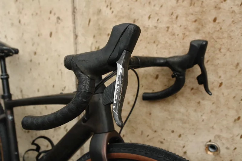 Ex-Demo: 2021 S-Works Diverge Gravel Bike - Satin Carbon - 52cm-2