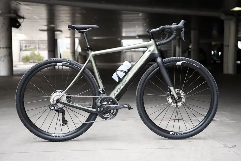 DT Swiss HG 1800 Hybrid Disc Brake 700c Front Wheel 25 x 24mm Rim 110 x 12mm Axle-4