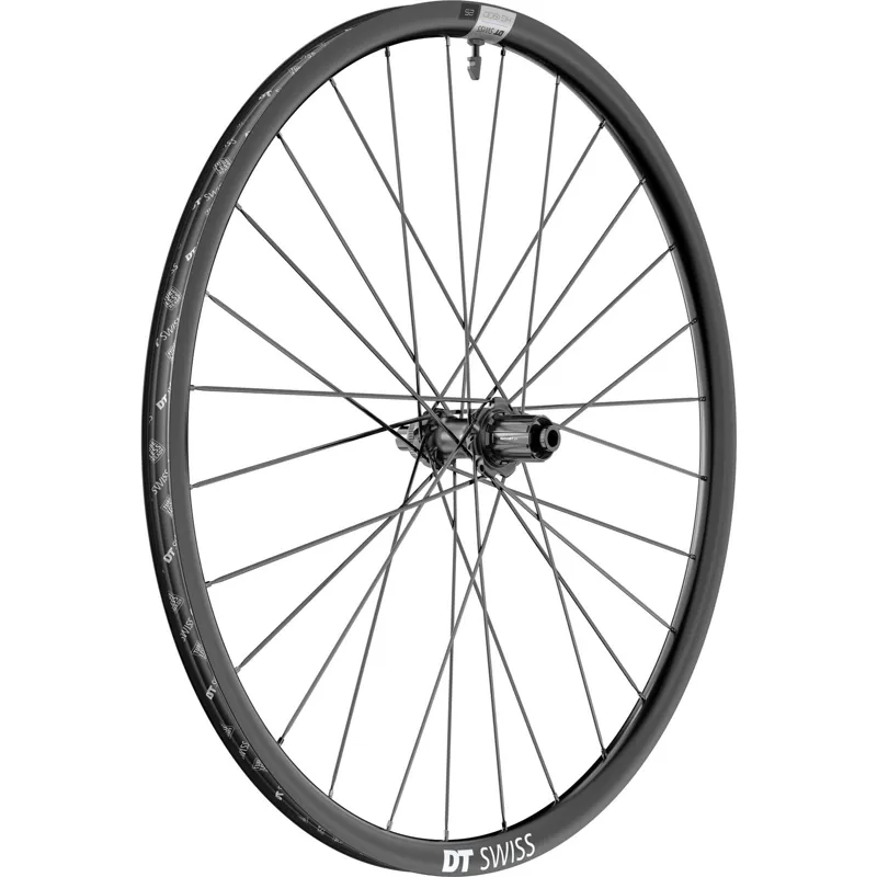 700c hybrid 2025 rear wheel disc