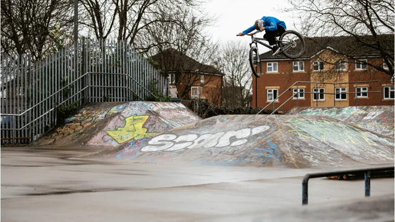 2023 Cannondale Dave Dirt Jump Trail Mountain Bike - Stealth Grey-9