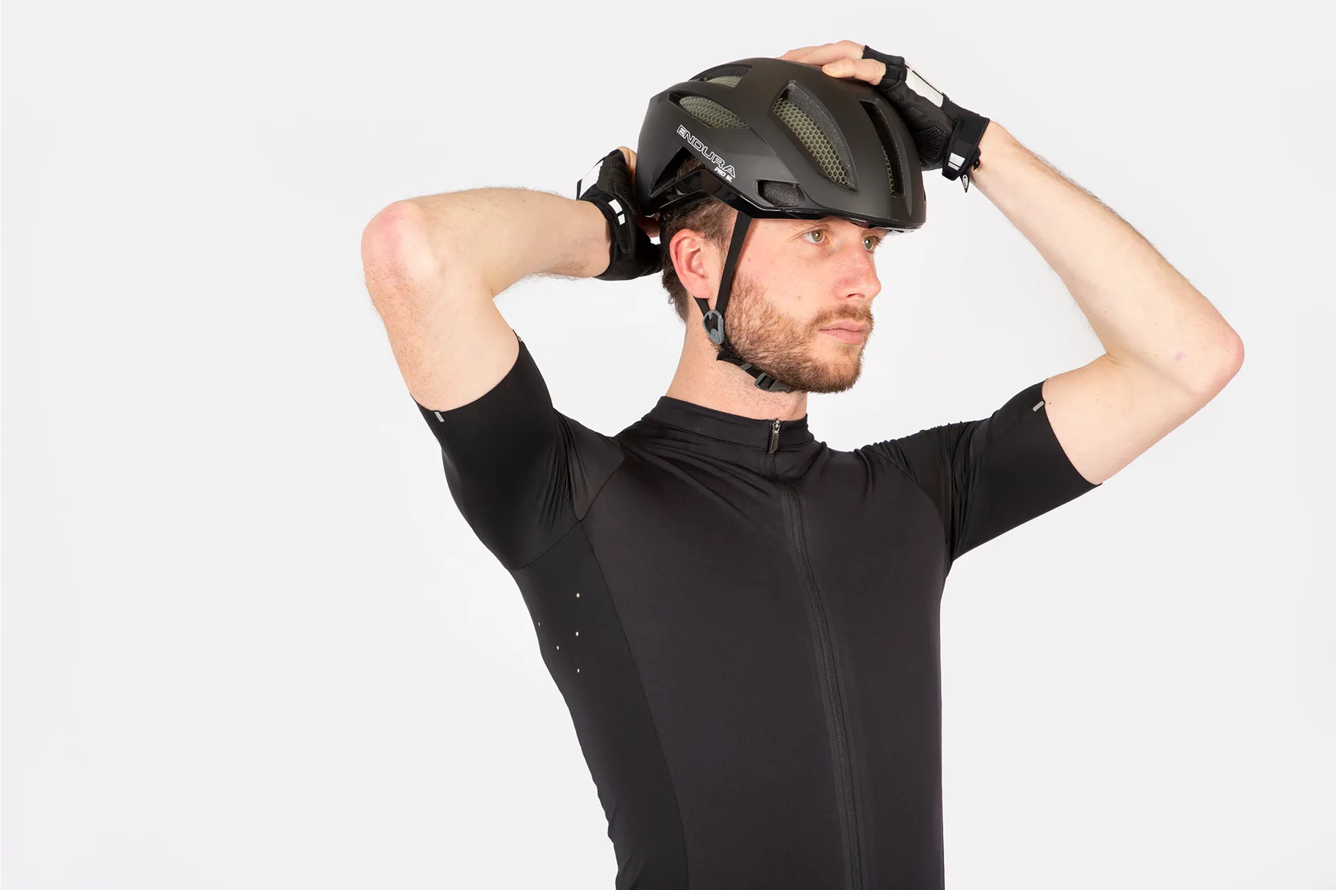 Bike Gear Endura Pro Sl Helmet Pro SL Helmet White Endura UK