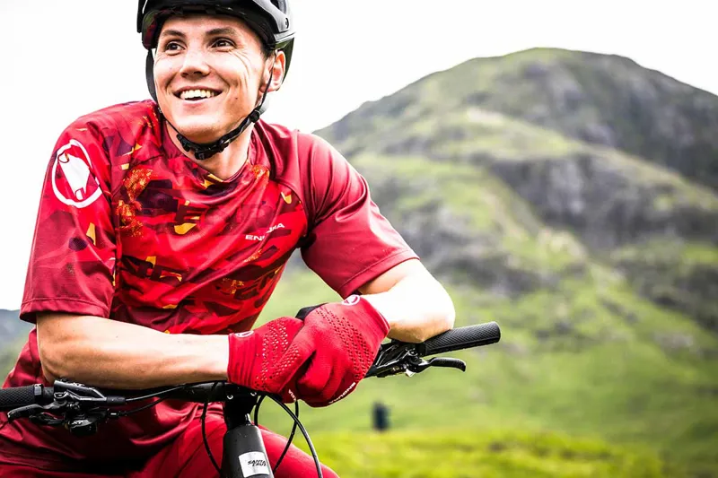 Endura SingleTrack LiteKnit Glove - Rust Red-1