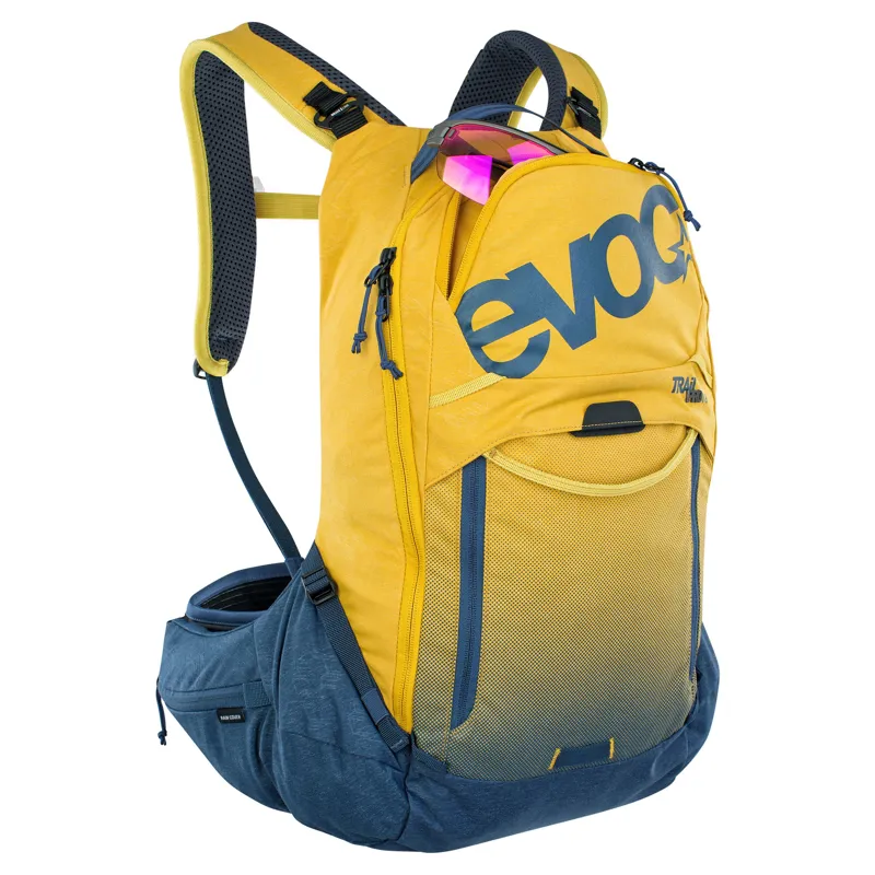 Evoc Trail Pro Protector 16L BackPack - Curry/Denim-9