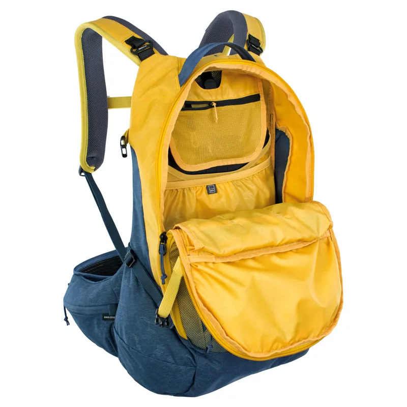 Evoc Trail Pro Protector 26L BackPack - Curry/Denim-6