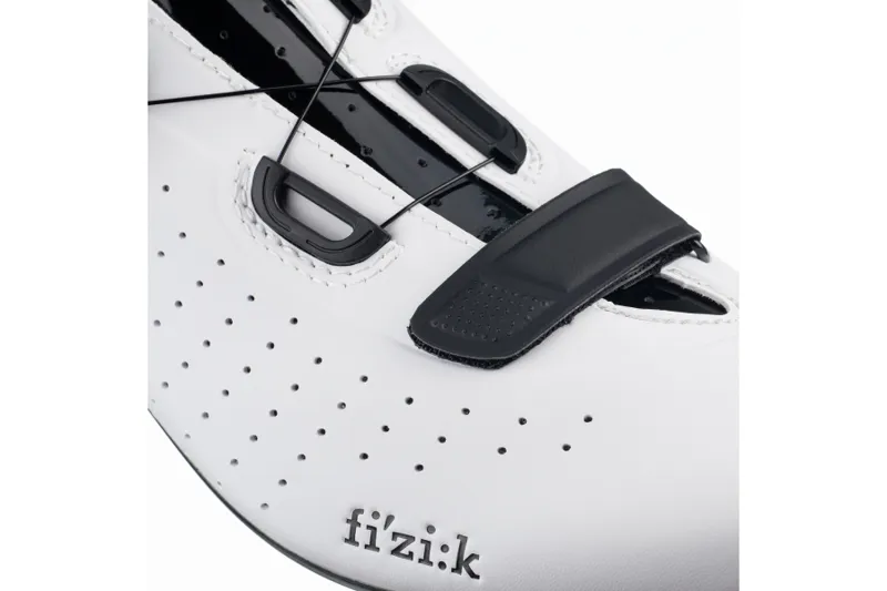 Fizik R5 Tempo Overcurve Road Cycling Shoes - White/Black-1