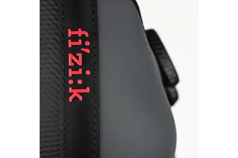 Fizik Vento Infinito Carbon 2 Road Shoes - Grey/Coral - Size EU 41-4