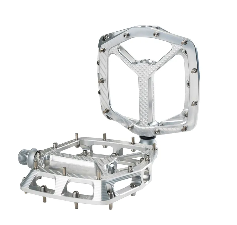 Hope F22 Flat Pedals - Silver