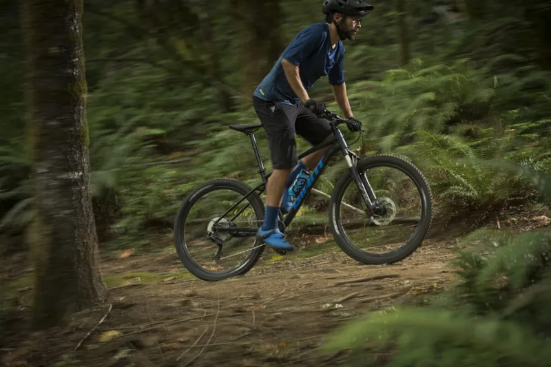2021 Giant Talon 1 Mens Hardtail Mountain Bike - Matte Black-3