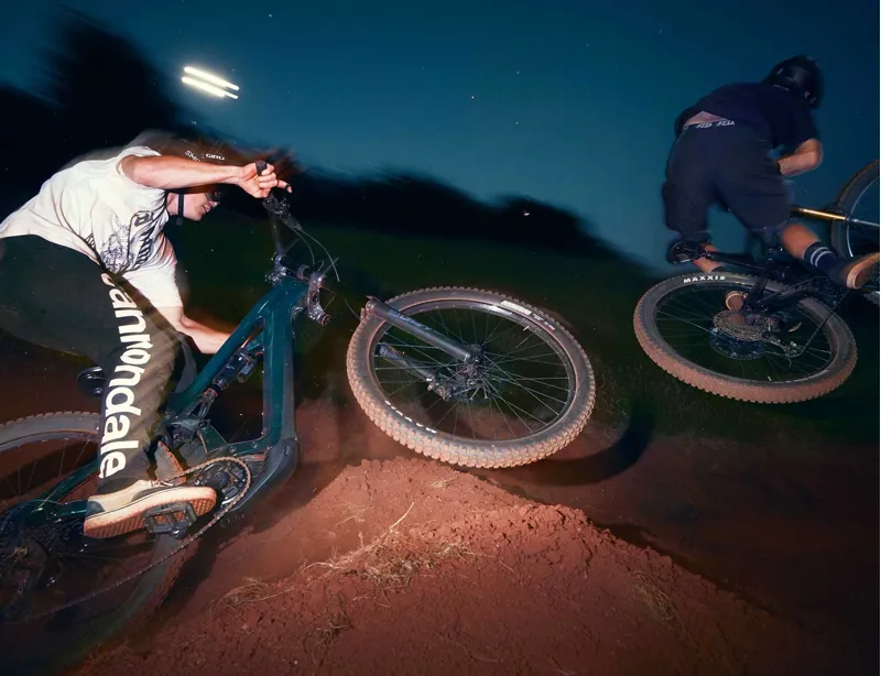 2021 Cannondale Moterra Neo Carbon 2 Mens Electric Mountain Bike - Alpine-2