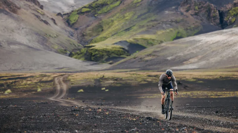 Roval Terra CLX II 700c Rear Wheel - Satin Carbon/Gloss Black-4