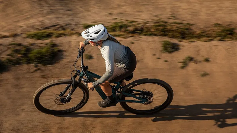 Specialized Camber Mountain Bike Helmet - White-5