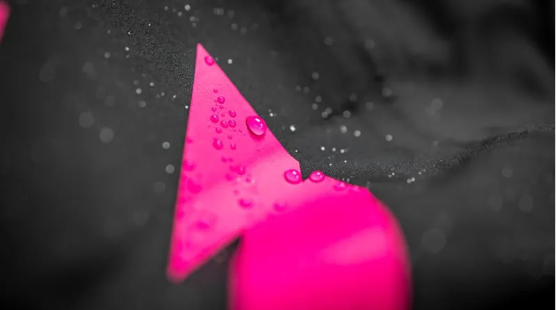 Muc-Off Rain Shield Re-Proofer 250ml-1