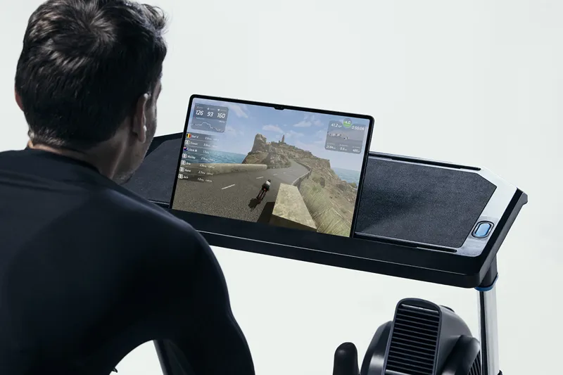 Wahoo Kickr Smart Bike Trainer with Wifi-2