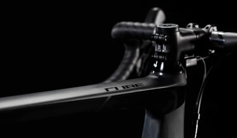 2018 Cube Agree C:62 SLT Disc Road Bike - Carbon/Black-1