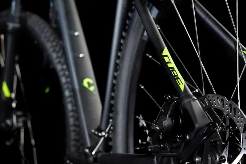 2018 Cube Aim Mens Mountain Bike Black/ Green-2