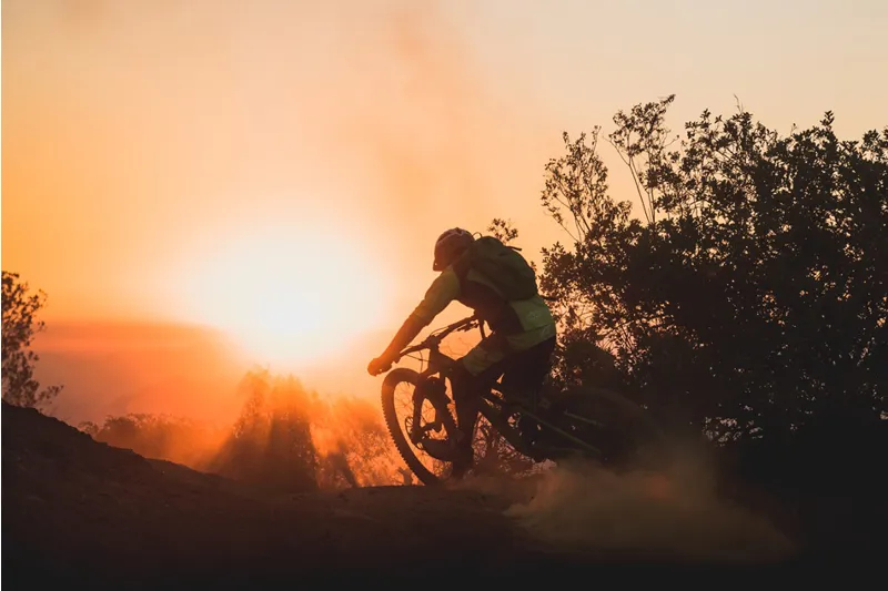 2018 Cannondale Jekyll 1 Carbon 27.5 Mountain Bike - BBQ-2