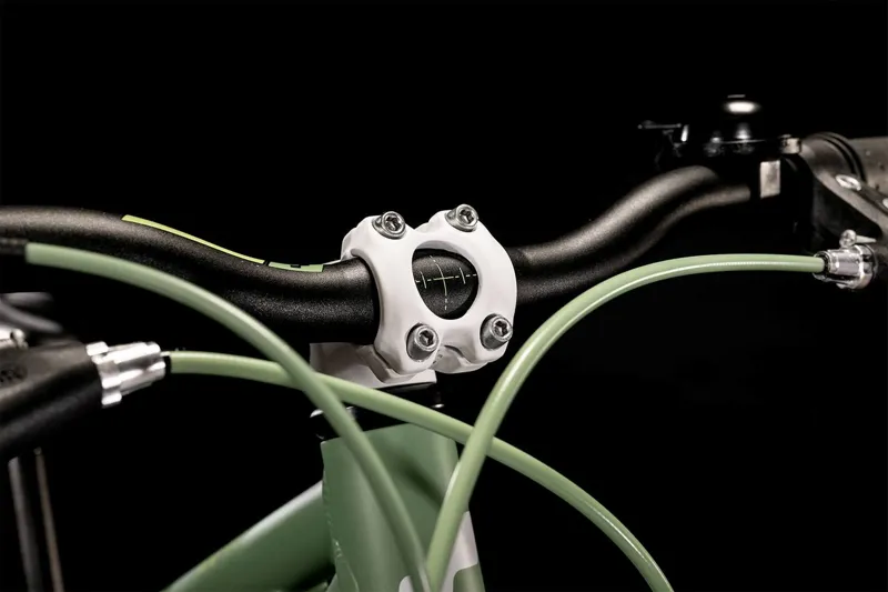 Cube Acid 200 Kids Mountain Bike - Green/White-4