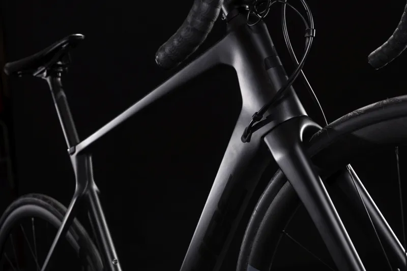 2019 Cube Agree C:62 SLT Disc Mens Road Bike - Carbon Black-2