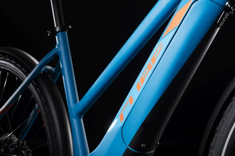 2019 Cube Cross Hybrid Race 500 Allroad Step-Through Electric Bike-3