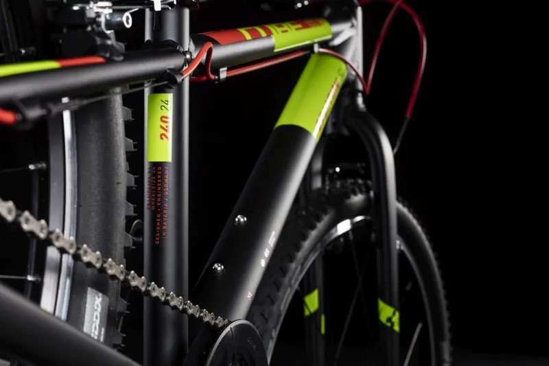 2019 Cube Reaction 240 SL Kids Mountain Bike - Black/Red/Green-3