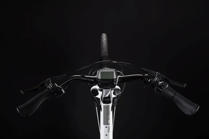 2019 Cube Town Hybrid Pro 500 Electric Bike - White/Silver-1