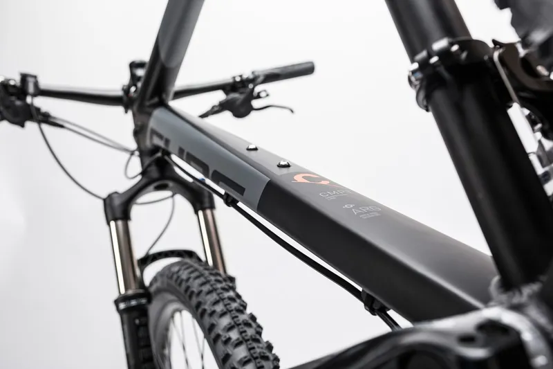 2017 Cube Attention SL Mens Mountain Bike in Black-2