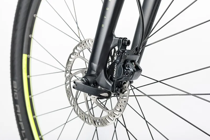 2017 Cube Hyde Urban Bike in Black/Flash Yellow-10