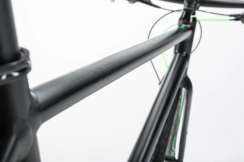 2017 Cube Hyde Race Urban Bike in Black/Flash Grey-3