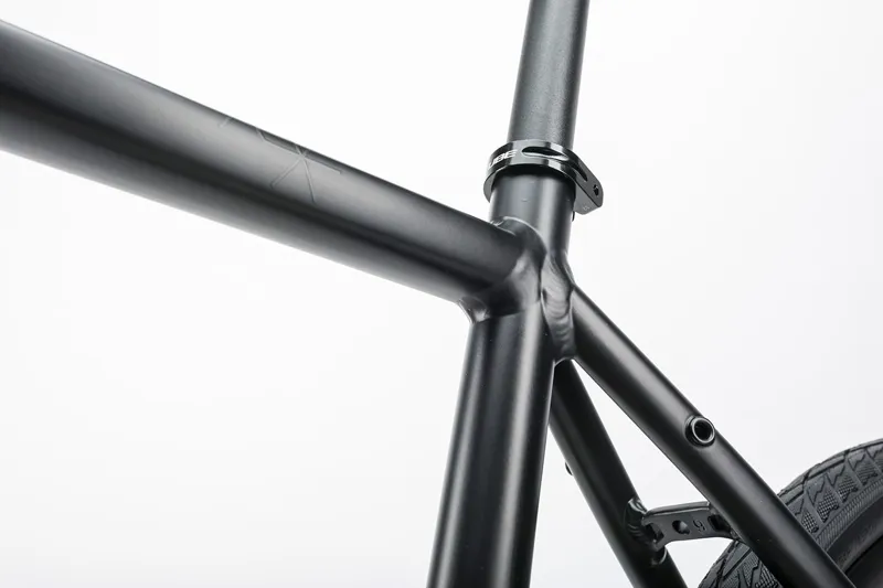 2017 Cube Hyde Race Urban Bike in Black/Flash Grey-5