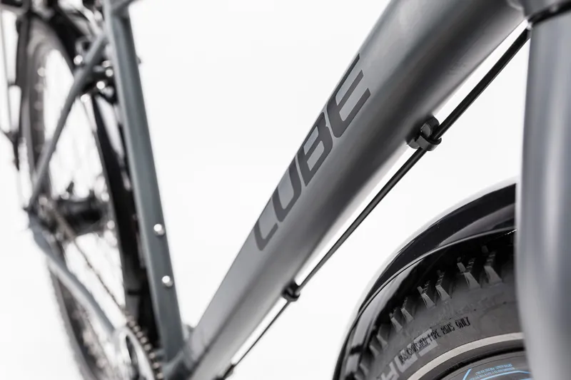 2017 Cube Travel Pro Bike-3