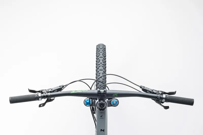 2017 Cube Fritzz 180 HPA 27.5 Race Mountain Bike in Black/Grey-1