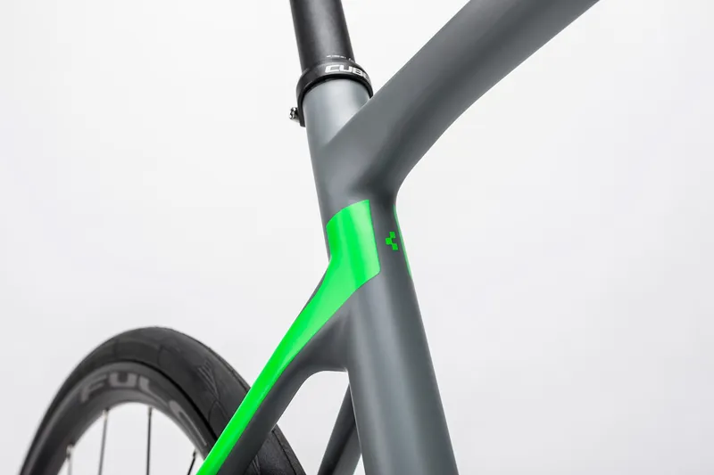 2017 Cube Attain GTC Pro Disc Mens Road Bike in Grey-7