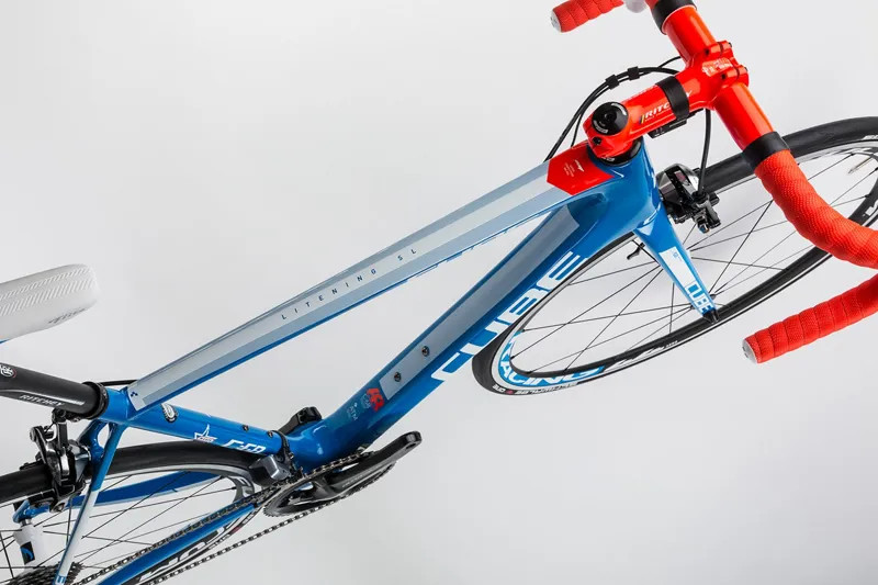 CUBE LITENING C:68 Wanty 52サイズ CUBE LITENING C:68 Wanty 52