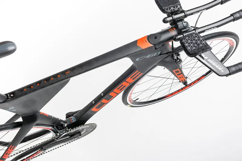 2017 Cube Aerium C:68 Race Mends Road / Triathlon Bike in Black-1