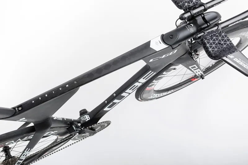 2017 Cube Aerium C:68 SL Hadron Mens Road / Triathlon Bike in Black-2