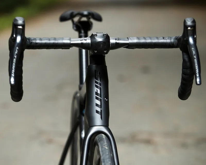 2019 Giant Defy Advanced Pro 2 Mens Road Bike - Gloss Grey-5