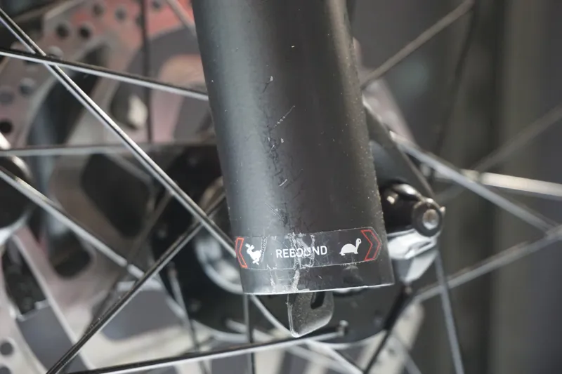 Shop Soiled: Specialized Rockhopper Elite 29 HT Mountain Bike - X-Large-2