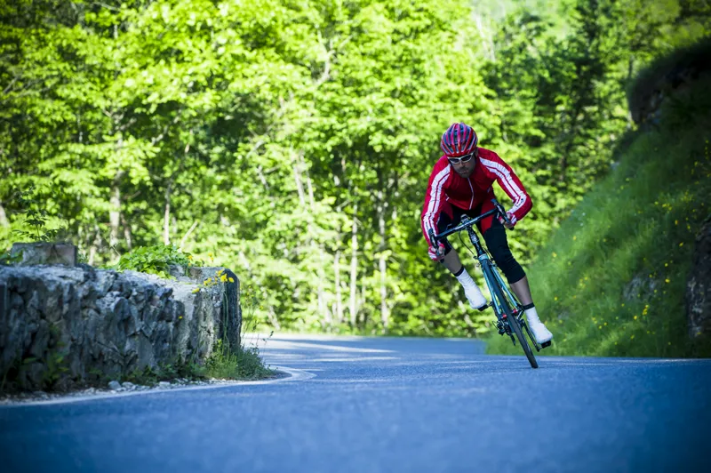 Endura Airshell Helmet - HiViz Green-2