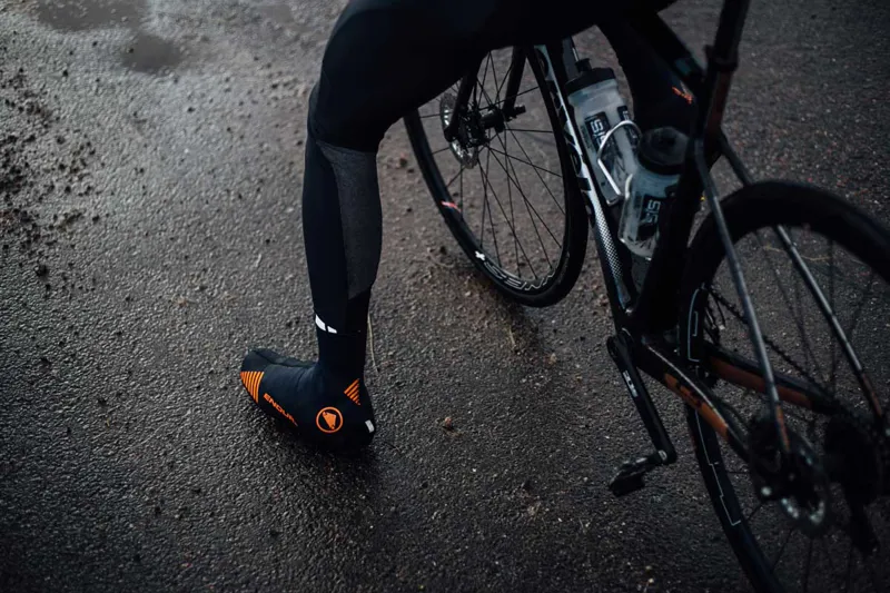 Endura Deluge Zipless Overshoe - Black-2