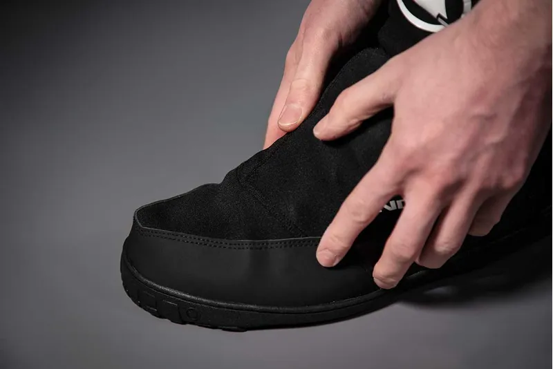 Endura MT500 Plus II Overshoe - Black-2