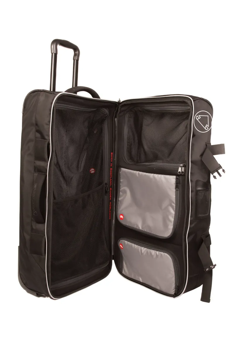 Endura Roller Kit Bag - Black-2