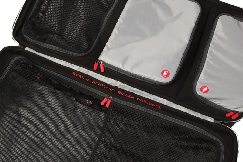 Endura Roller Kit Bag Black