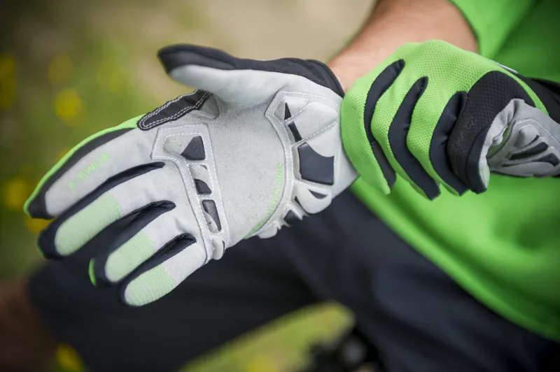 Endura Singletrack Plus Mens Glove - Black-2