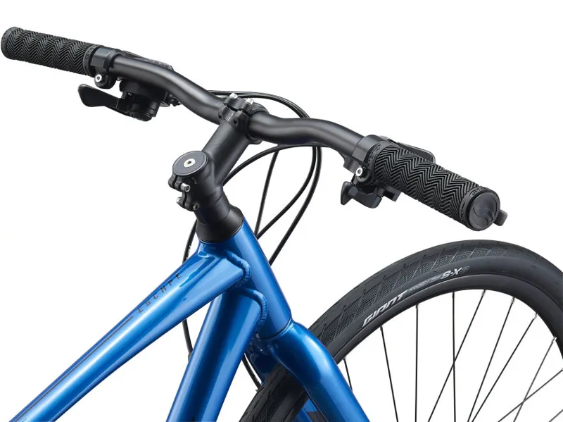 21 Giant Escape 3 Disc Mens Hybrid Bike Metallic Blue